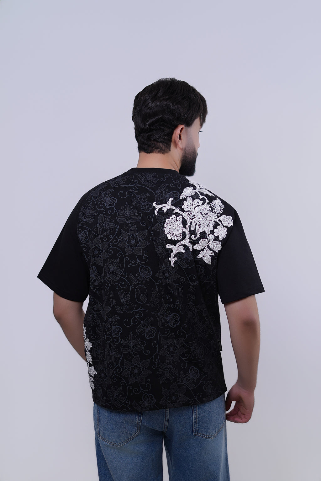 VIOLET - NAQSHA Tshirt