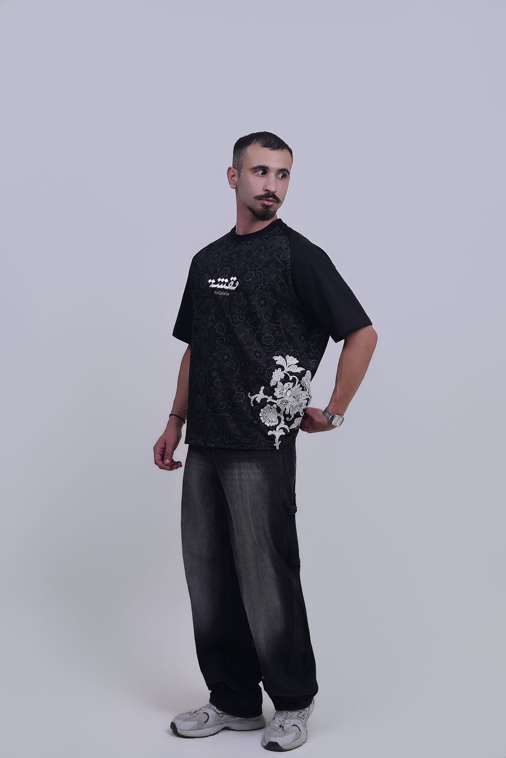 VIOLET - NAQSHA Tshirt
