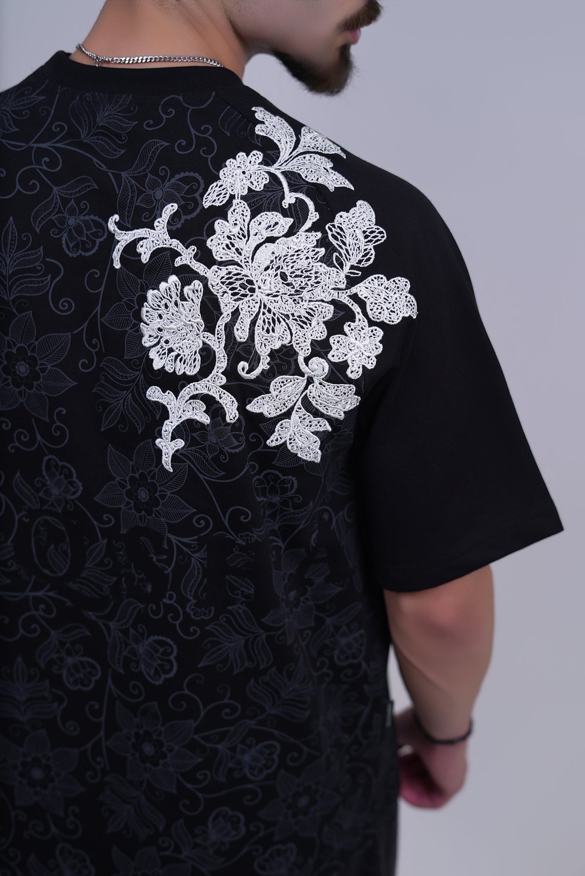 VIOLET - NAQSHA Tshirt